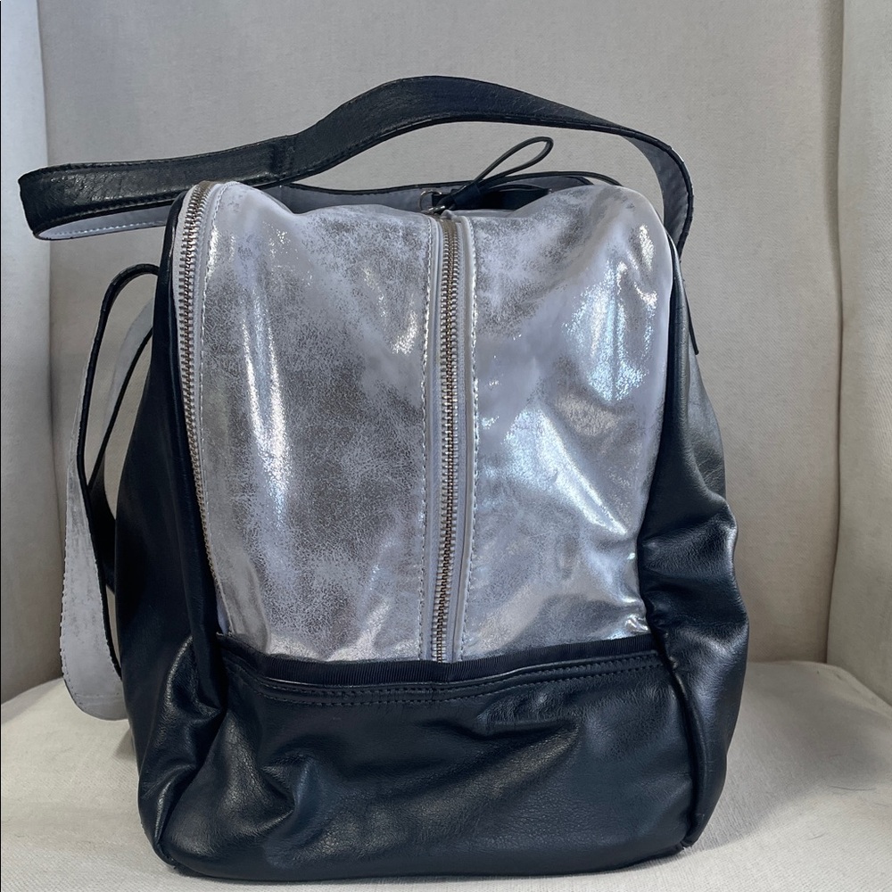 Lululemon Urban Sanctuary Bag - Black and Silver - Picture 6 of 16